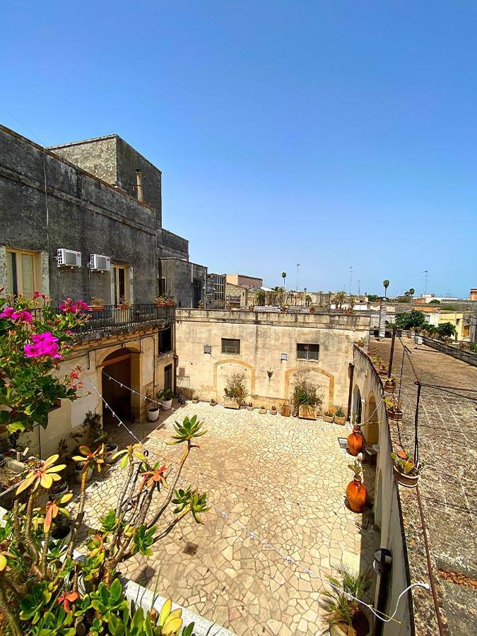 Palazzo Sabella Tommasi Villa Calimera  Eksteriør billede
